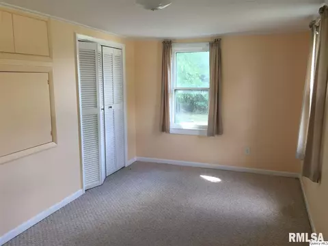 5801 S Hwy 96, Payson, IL 62360 photo 12