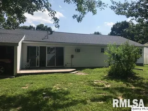 312 W Maple Ave, Ursa, IL 62376 photo 32