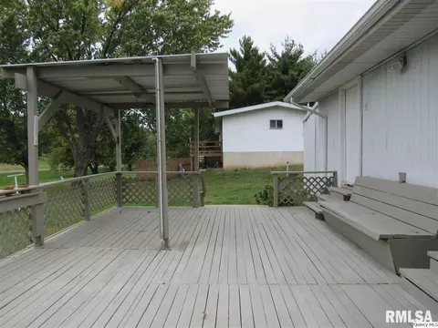 316 Willow St, Payson, IL 62360 photo 16