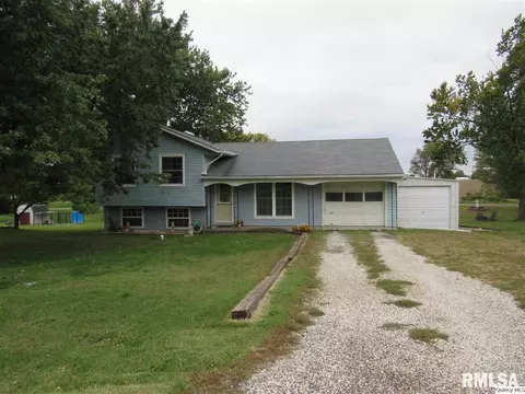 316 Willow St, Payson, IL 62360 photo 1