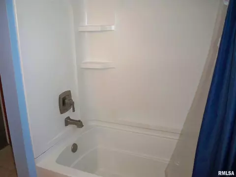 18 Beverly Rd, Springfield, IL 62702 photo 11