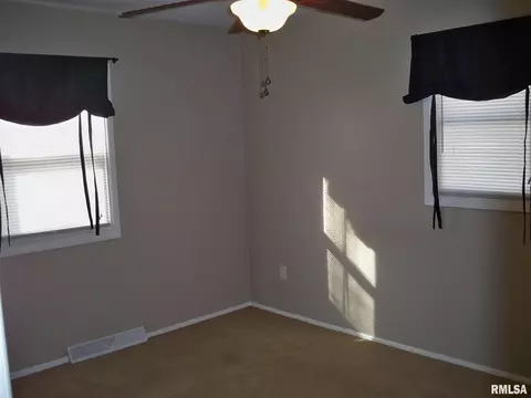 18 Beverly Rd, Springfield, IL 62702 photo 15