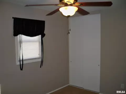 18 Beverly Rd, Springfield, IL 62702 photo 14