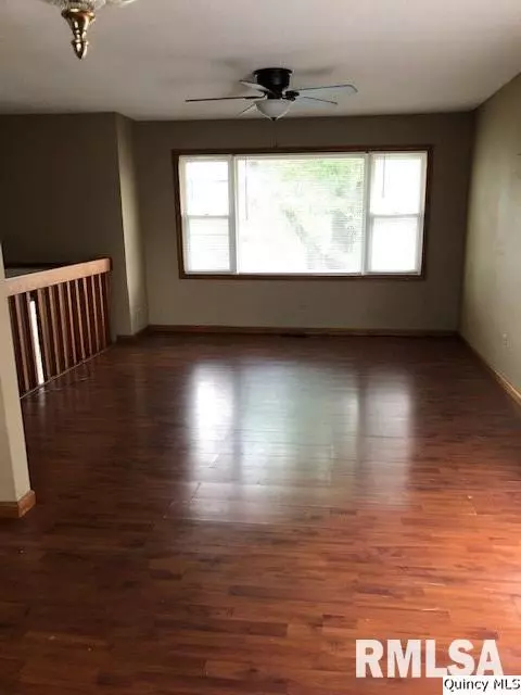 8117 Dawn Rd, Fowler, IL 62338 photo 4