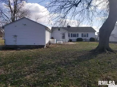 1237 Pratt St, Barry, IL 62312 photo 13