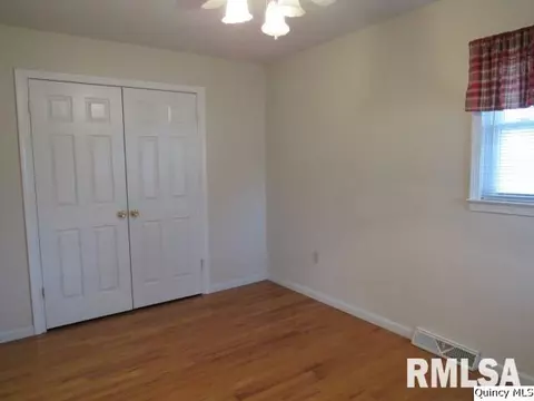 4001 Pine Tree Rd, Quincy, IL 62305 photo 7