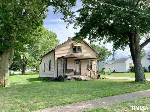 27 Cooper St, Saint Augustine, IL 61474 photo 2