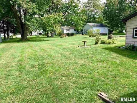 27 Cooper St, Saint Augustine, IL 61474 photo 5