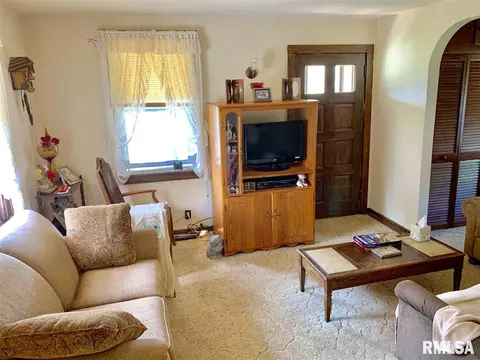 27 Cooper St, Saint Augustine, IL 61474 photo 7