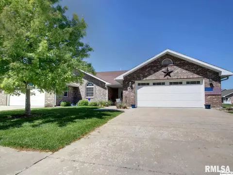 720 N Spring St, Palmyra, MO 63461 photo 1