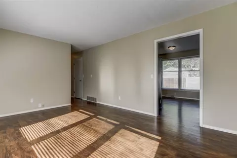 1904 N 23rd St, Springfield, IL 62702 photo 4