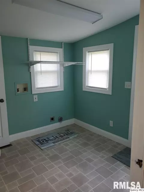 316 N Illinois, Camp Point, IL 62320 photo 17