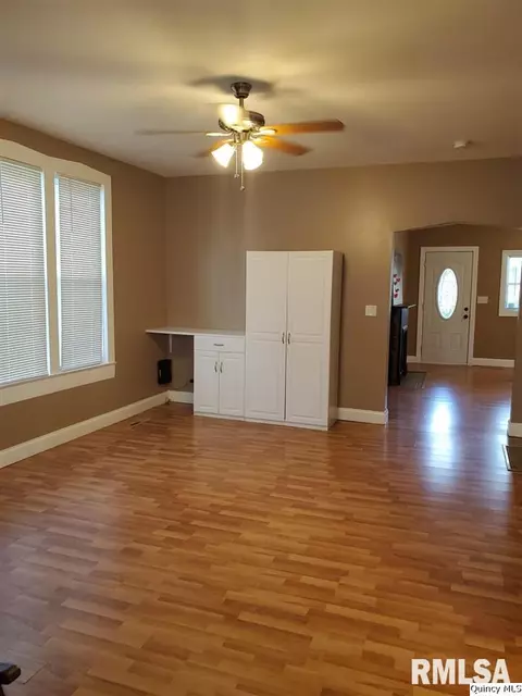 316 N Illinois, Camp Point, IL 62320 photo 10