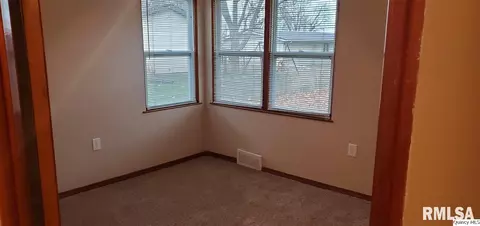 222 Chestnut St, Mendon, IL 62351 photo 7