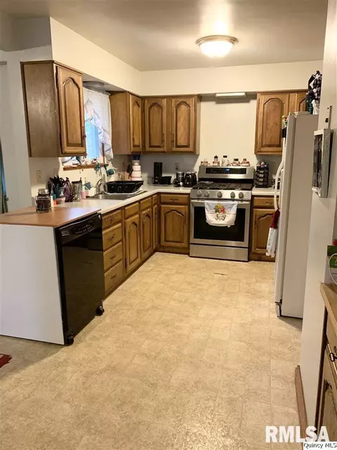 2201 Maple St, Quincy, IL 62301 photo 15