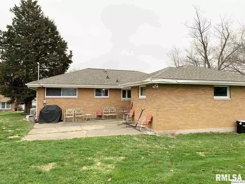 2201 Maple St, Quincy, IL 62301 photo 7