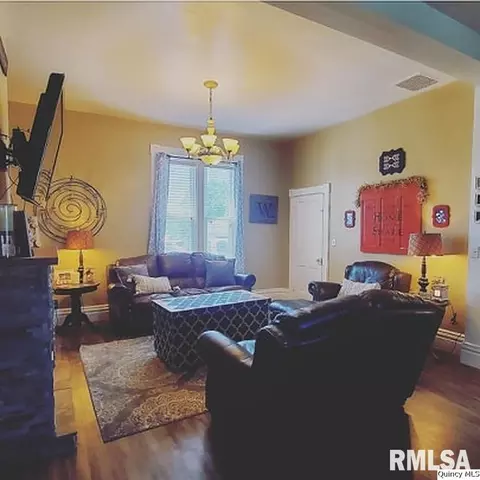210 Smith St, Ursa, IL 62376 photo 11