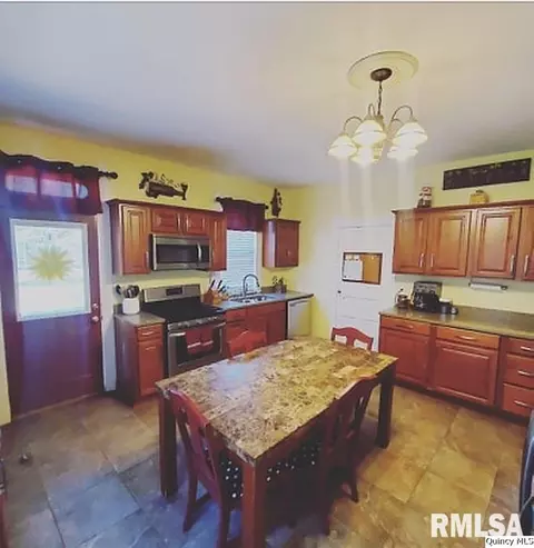 210 Smith St, Ursa, IL 62376 photo 16