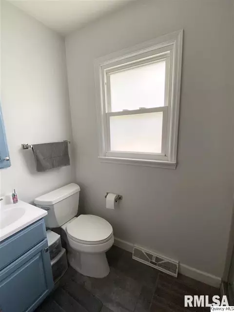 4100 Pine Tree Rd, Quincy, IL 62305 photo 17