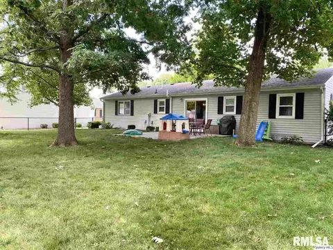 4100 Pine Tree Rd, Quincy, IL 62305 photo 2