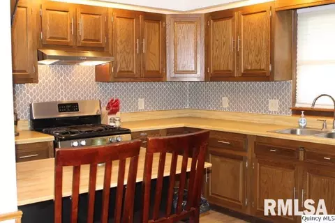 612 Schaefer Dr, Palmyra, MO 63461 photo 18