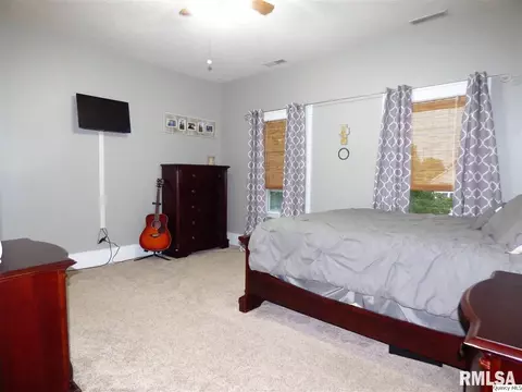 230 N Ohio, Camp Point, IL 62320 photo 18
