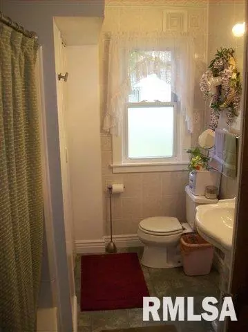 400 E North St, Emden, IL 62635 photo 6