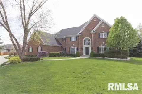 11 Windsor Pl, Lincoln, IL 62656 photo 1