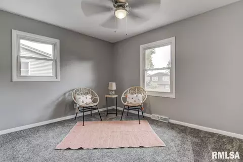 3001 Arlington Dr, Springfield, IL 62704 photo 17