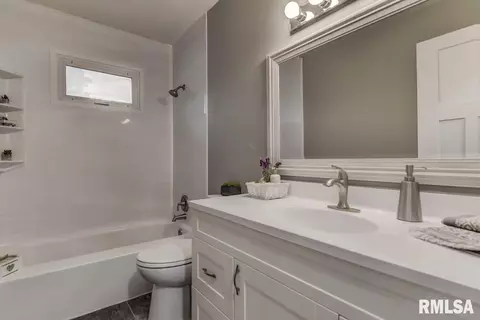 3001 Arlington Dr, Springfield, IL 62704 photo 22