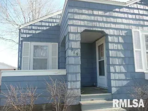 919 S Spring St, Mount Pulaski, IL 62548 photo 9