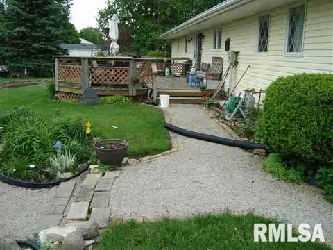 115 E Williams St, Broadwell, IL 62634 photo 7