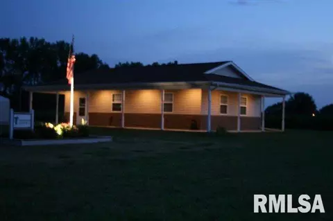 626 S Bates Rd, Mount Pulaski, IL 62548 photo 14