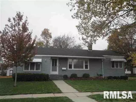 313 N Blatchford, Mclean, IL 61754 photo 1