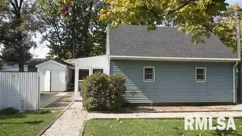 313 N Blatchford, Mclean, IL 61754 photo 13