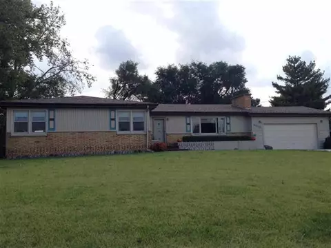 2012 N Kickapoo St, Lincoln, IL 62656 photo 1
