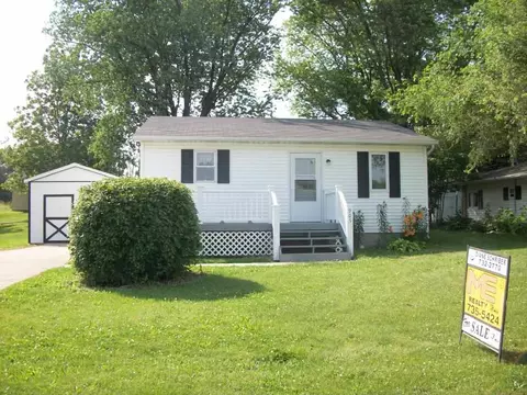 905 S Kickapoo St, Lincoln, IL 62656 photo 1