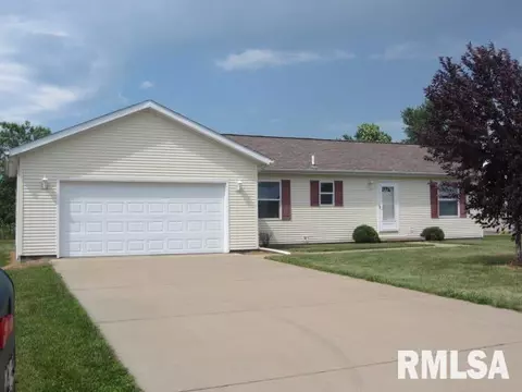 205 Buttercup Dr, Athens, IL 62613 photo 1