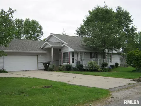 115 E German Ave, Mount Pulaski, IL 62548 photo 1