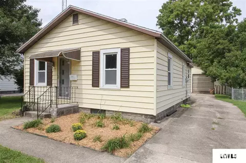2133 Reservoir St, Springfield, IL 62702 photo 1