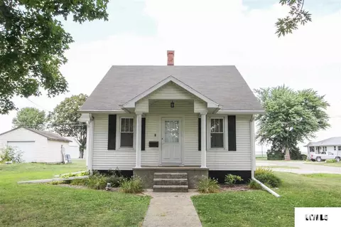 412 E North St, Emden, IL 62656 photo 1