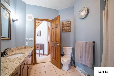 10 Windsor Pl, Lincoln, IL 62656 photo 16