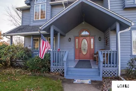 10 Windsor Pl, Lincoln, IL 62656 photo 3
