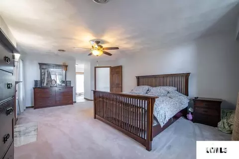 10 Windsor Pl, Lincoln, IL 62656 photo 17