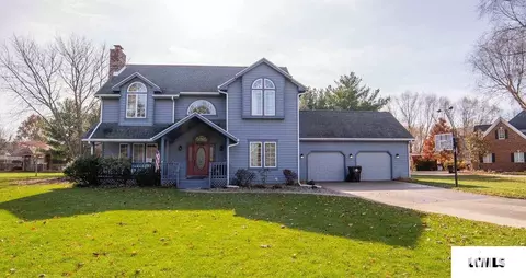 10 Windsor Pl, Lincoln, IL 62656 photo 1