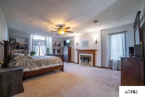 10 Windsor Pl, Lincoln, IL 62656 photo 18