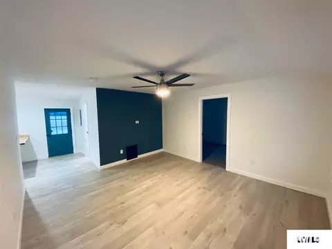 900 S Kickapoo St, Lincoln, IL 62656 photo 2