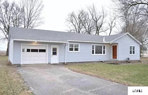 416 Main St, Emden, IL 62635 photo 1