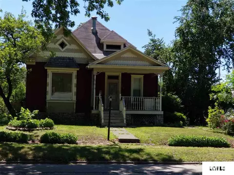810 N Kickapoo St, Lincoln, IL 62656 photo 1