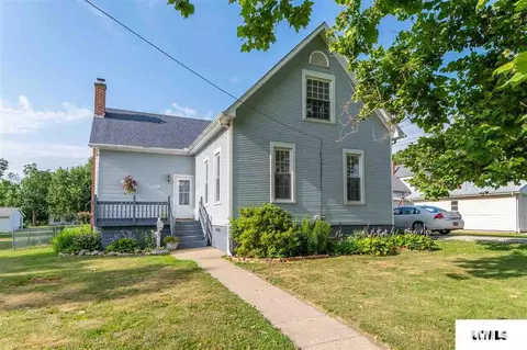 314 E Morgan St, Mount Pulaski, IL 62548 photo 1